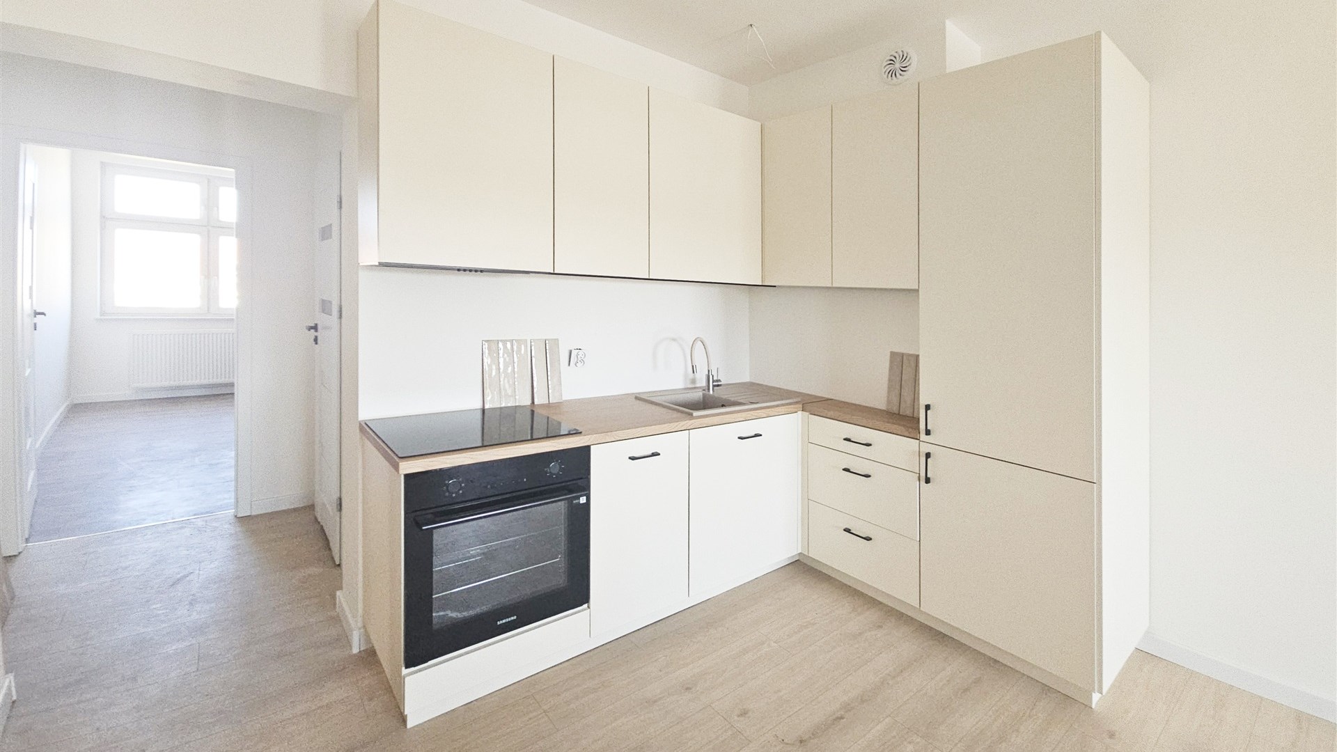 Mieszkanie "pod klucz" - balkon/południe