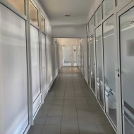 Biuro 41 m2 z wydzielonym gabinetem