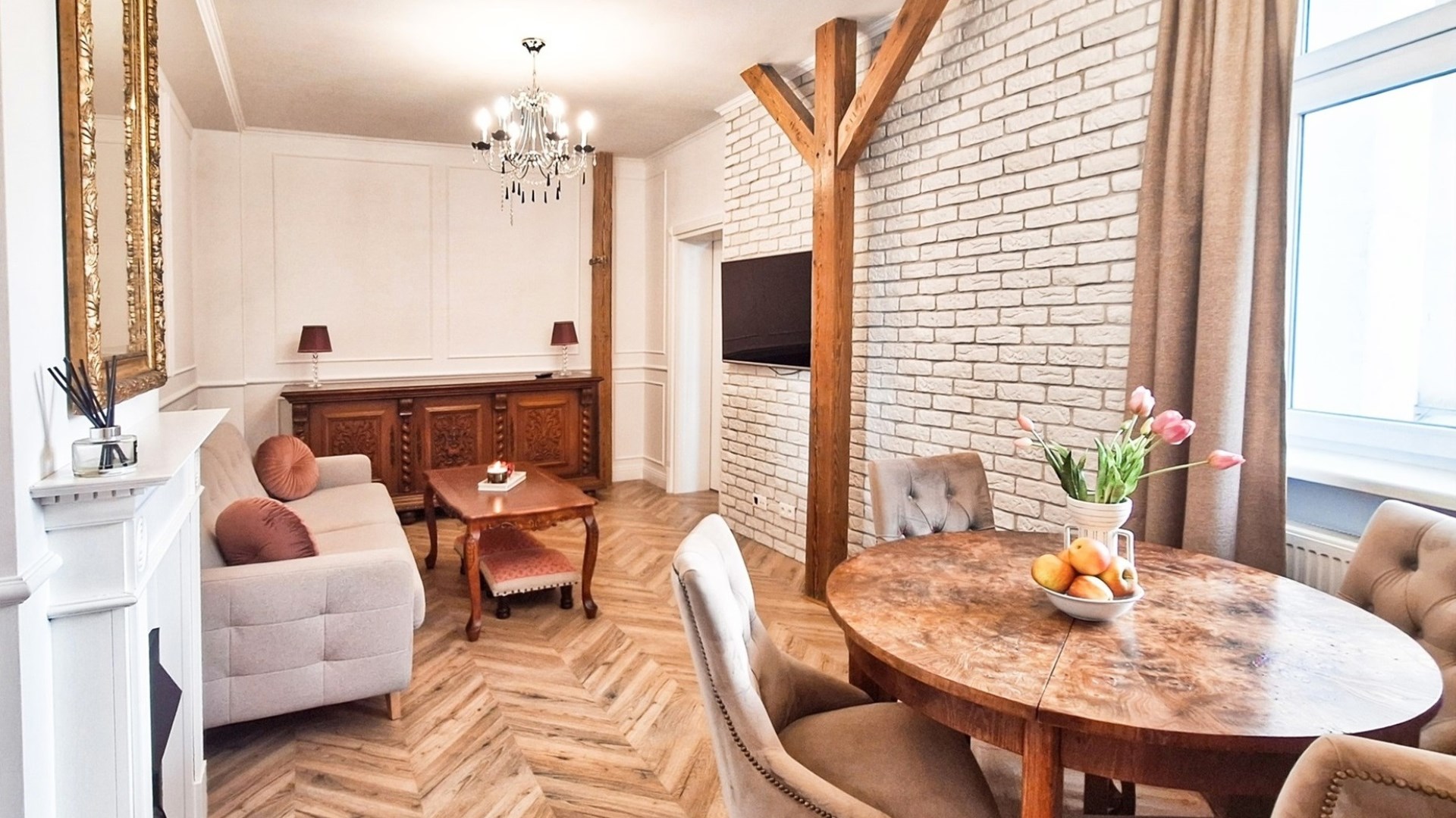 Klimatyczne mieszkanie - ul. Cieszkowskiego!