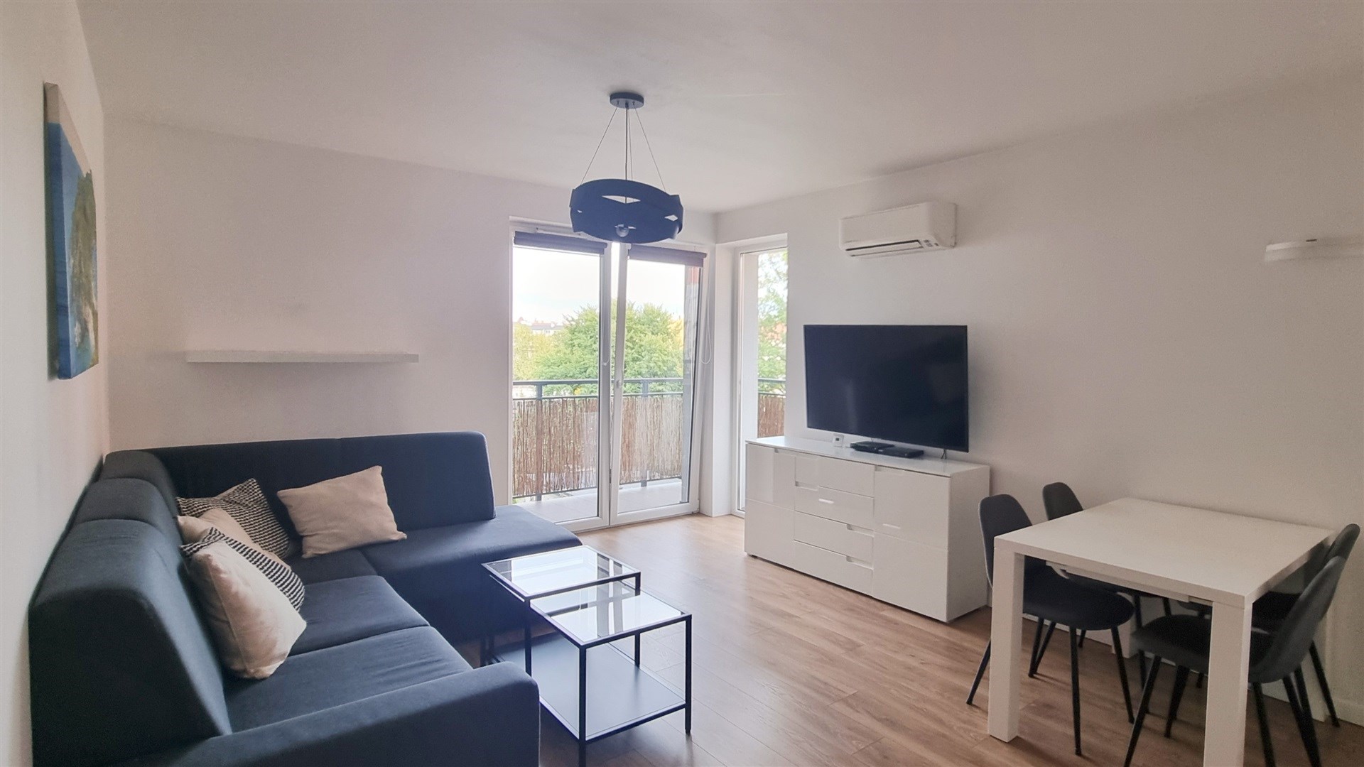 Nowoczesne, przestronne M2 w apartamentowcu, Okole