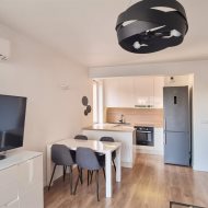 Nowoczesne, przestronne M2 w apartamentowcu, Okole