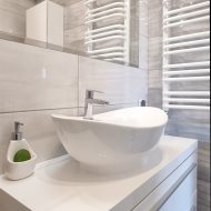 Nowoczesne, przestronne M2 w apartamentowcu, Okole