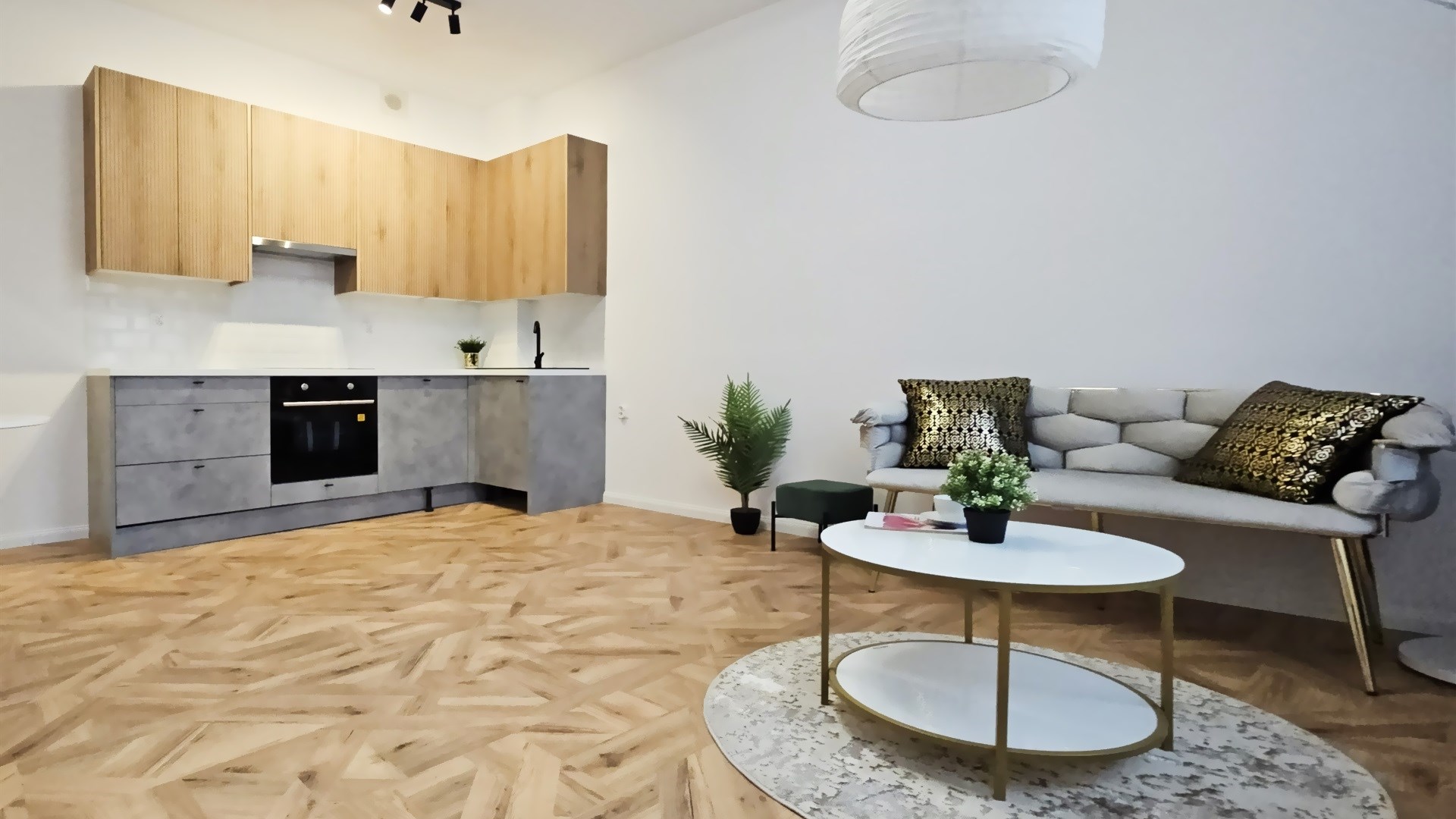 3 pokoje z balkonem w pięknej kamienicy