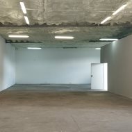 Hala-warsztat 280 m2.