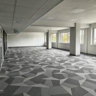 Biura 652 m2, dobry standard.