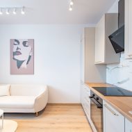 Centrum kawalerka z sypialnią pod klucz