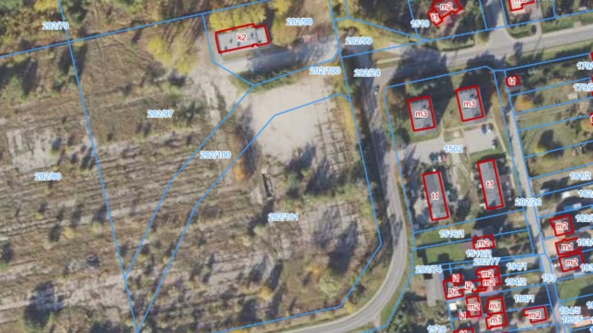 Działka z pozwoleniem na budowę 2 pawilonów!