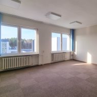 Biuro 32 m2 - dobry standard!