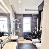 Komfortowy apartament w centrum