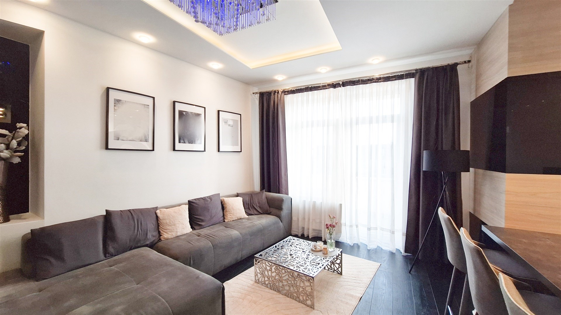 Komfortowy apartament w centrum