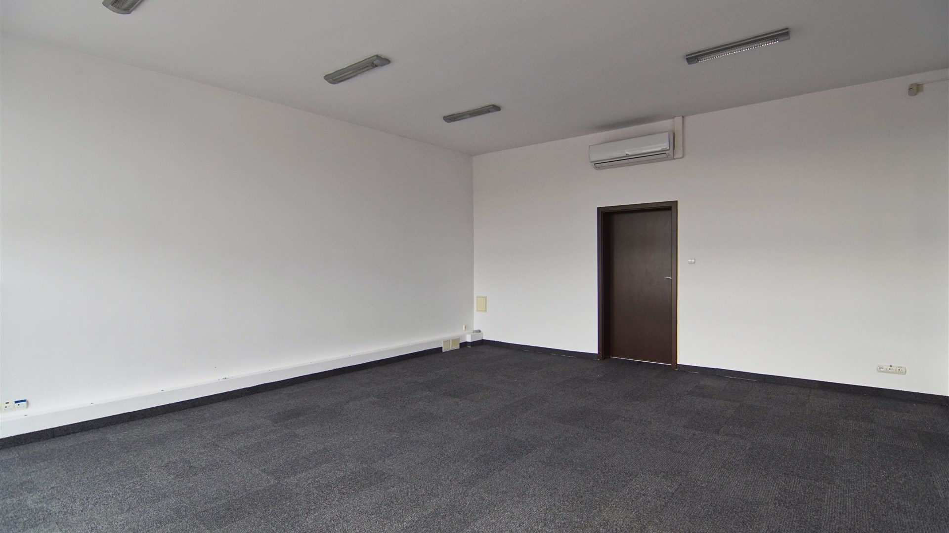 Biuro 20 m2, Bielawy.