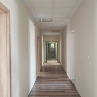 Biuro 57,5 m2, media w cenie!