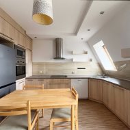 Stylowe, przestronne mieszkanie dwupoziomowe 