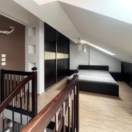 Stylowe, przestronne mieszkanie dwupoziomowe 