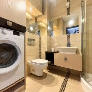 Stylowe, przestronne mieszkanie dwupoziomowe 