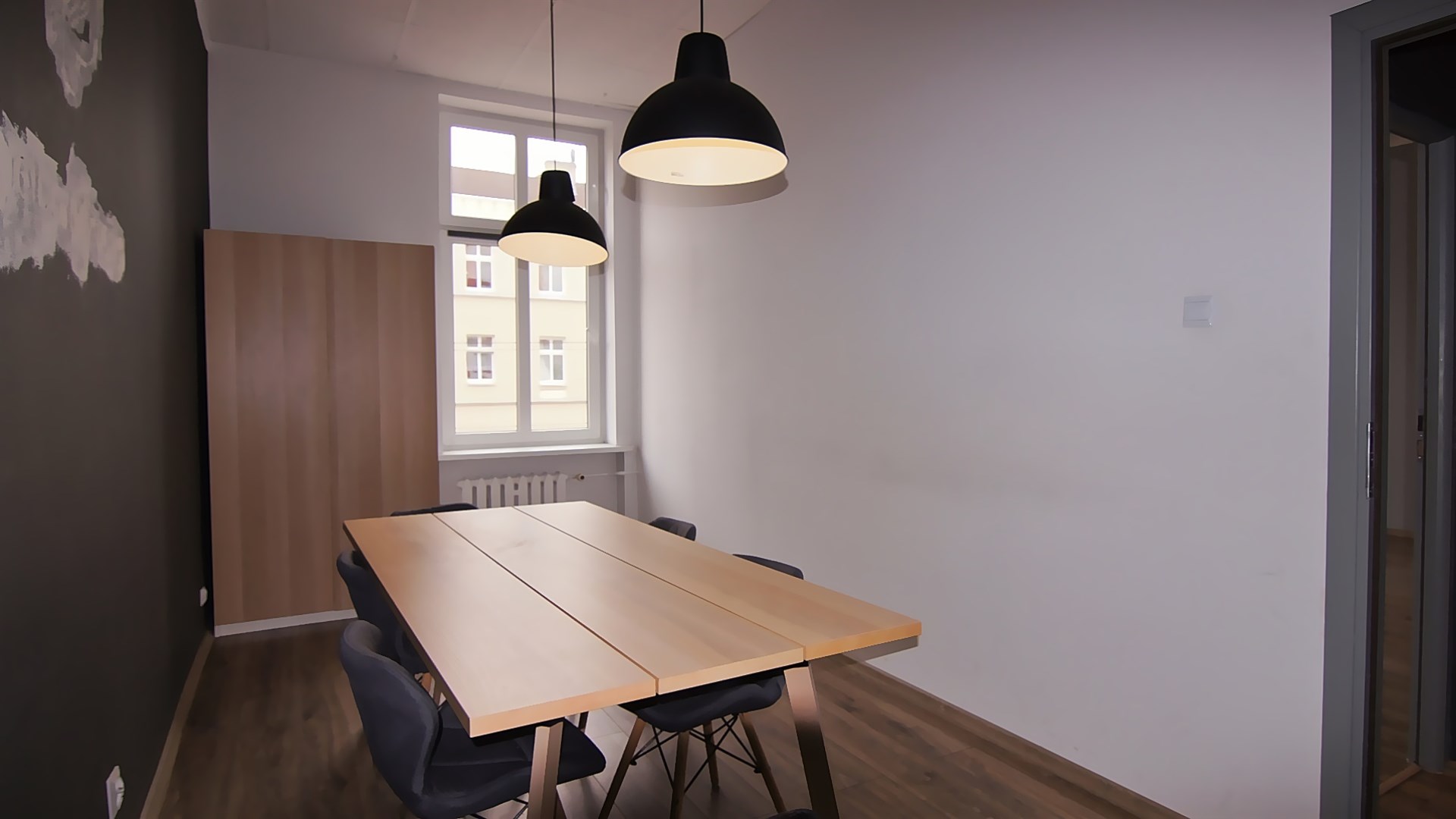 Biura 90 m2 - blisko dworca PKP