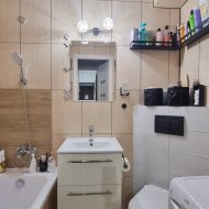 3 pokoje | wysoki parter | centrum Błonia