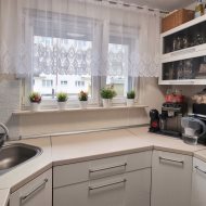 3 pokoje | wysoki parter | centrum Błonia