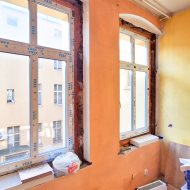 Mieszkanie do remontu w centrum miasta!  
