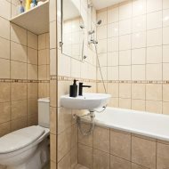 Kawalerka z osobną kuchnią przy Bizielu