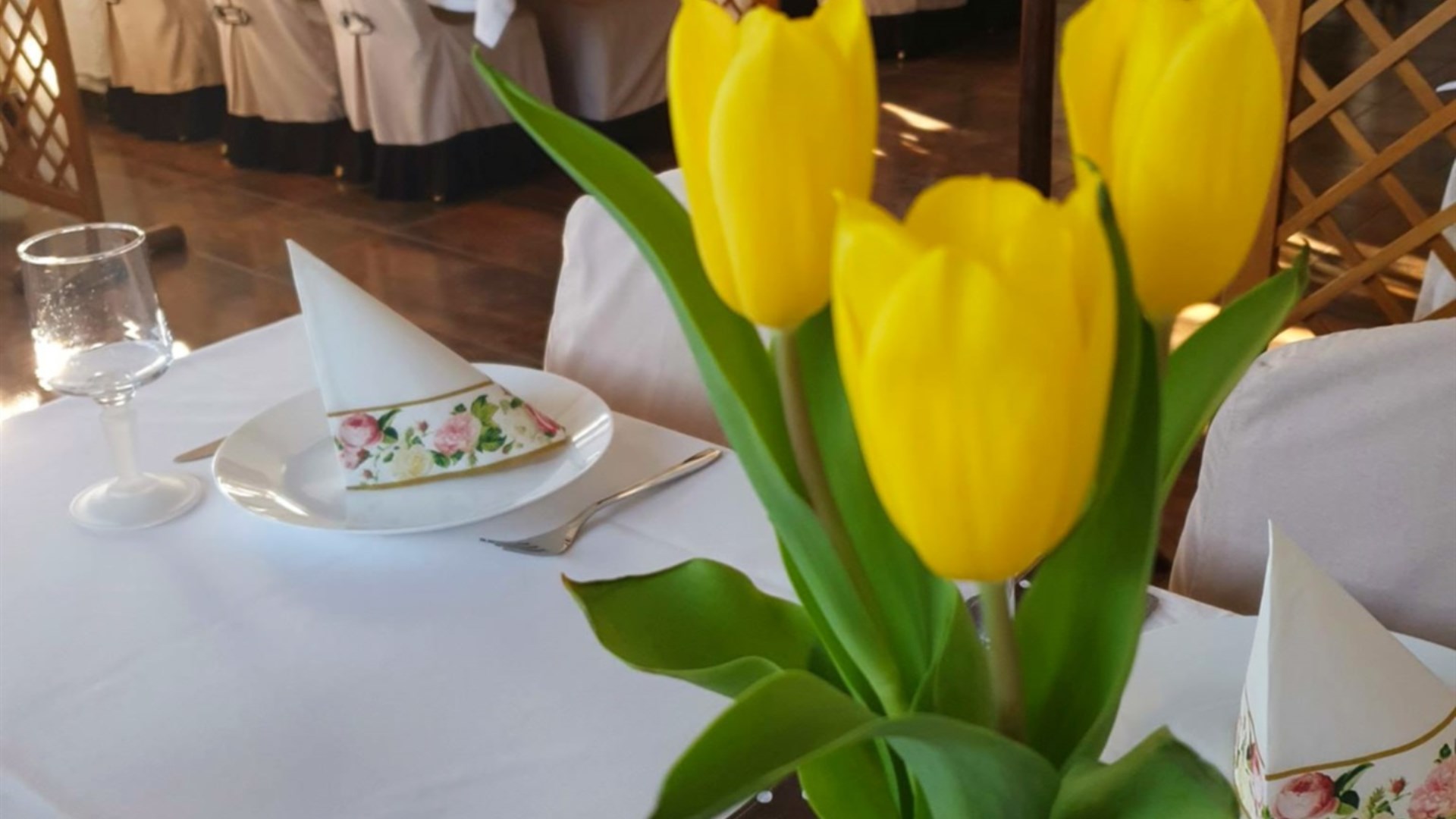 OBIEKT - ZAJAZD - RESTAURACJA - HOTEL