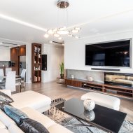 Imponujący apartamemt oferujący wygodę domu!