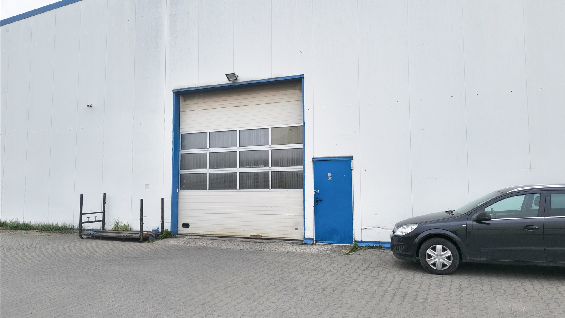 Hala magazynowa 2100 m2.