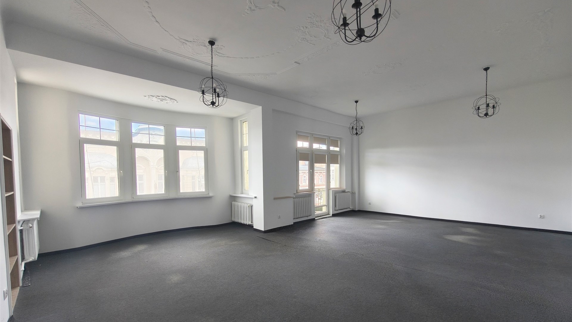 Biuro 60 m2 w centrum.