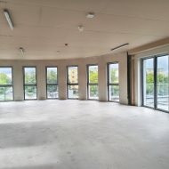 Lokal biurowy/ usługowy 123 m2.