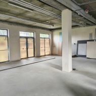 Lokal biurowy/ usługowy 205 m2.