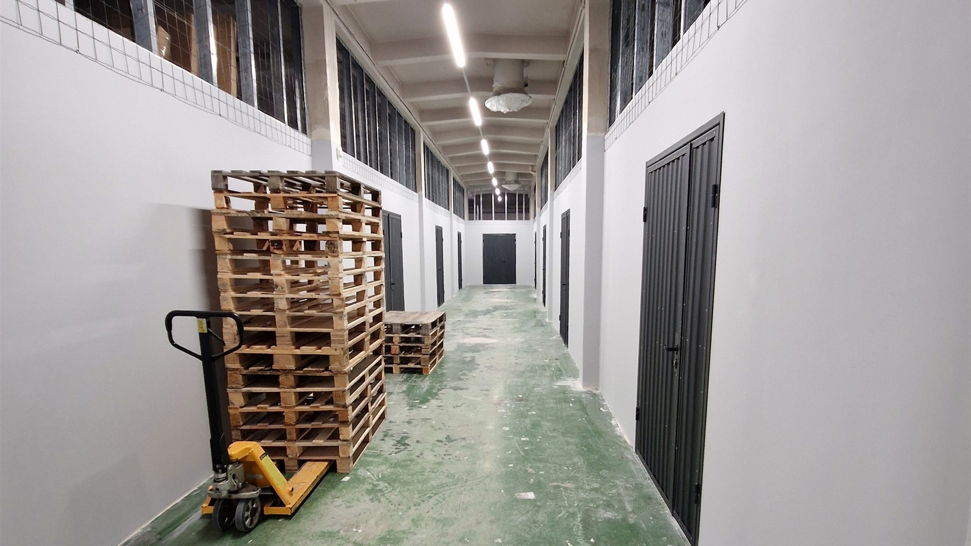 Hala magazynowa, ogrzewana 35 m2.