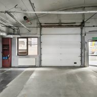 Hala  300 m2, ogrzewana.