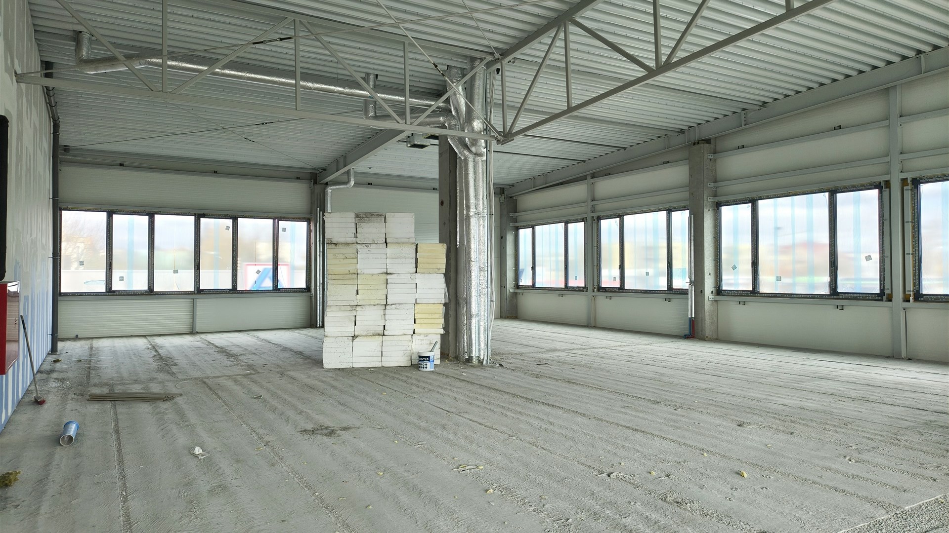Park Handlowy, lokal 464 m2.